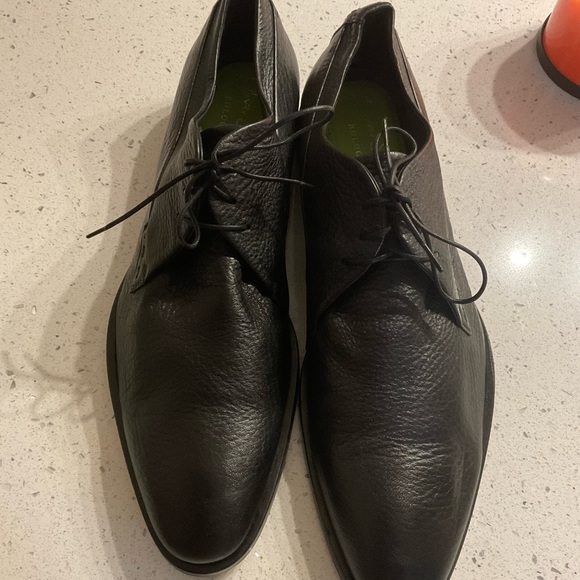 Elegant Black Leather Men's Oxfords - Picture 8 of 8